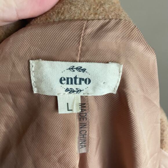 Entro Camel Color women's Coat. Size Large. EUC. - Picture 3 of 6